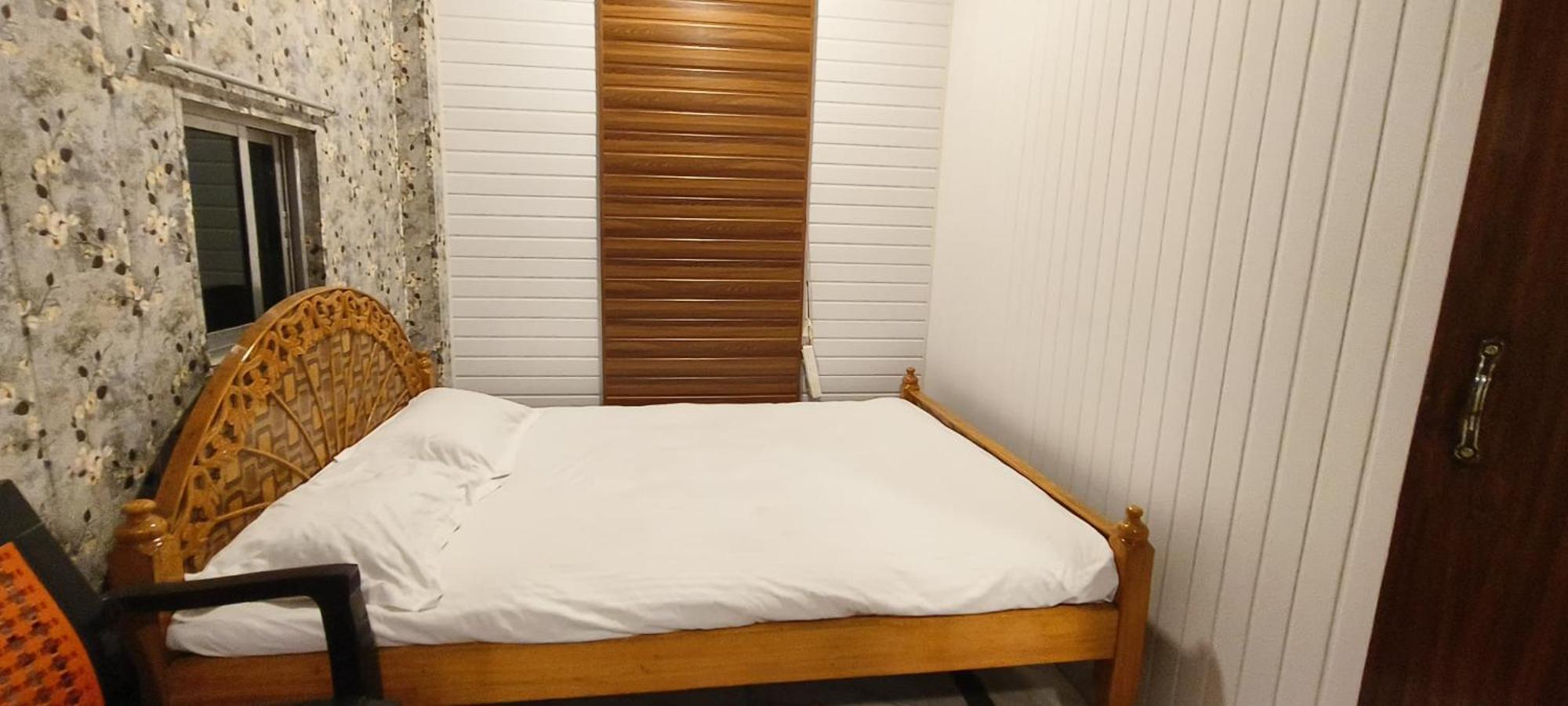 Hotel Maharaja Palace Bhagalpur Bagian luar foto