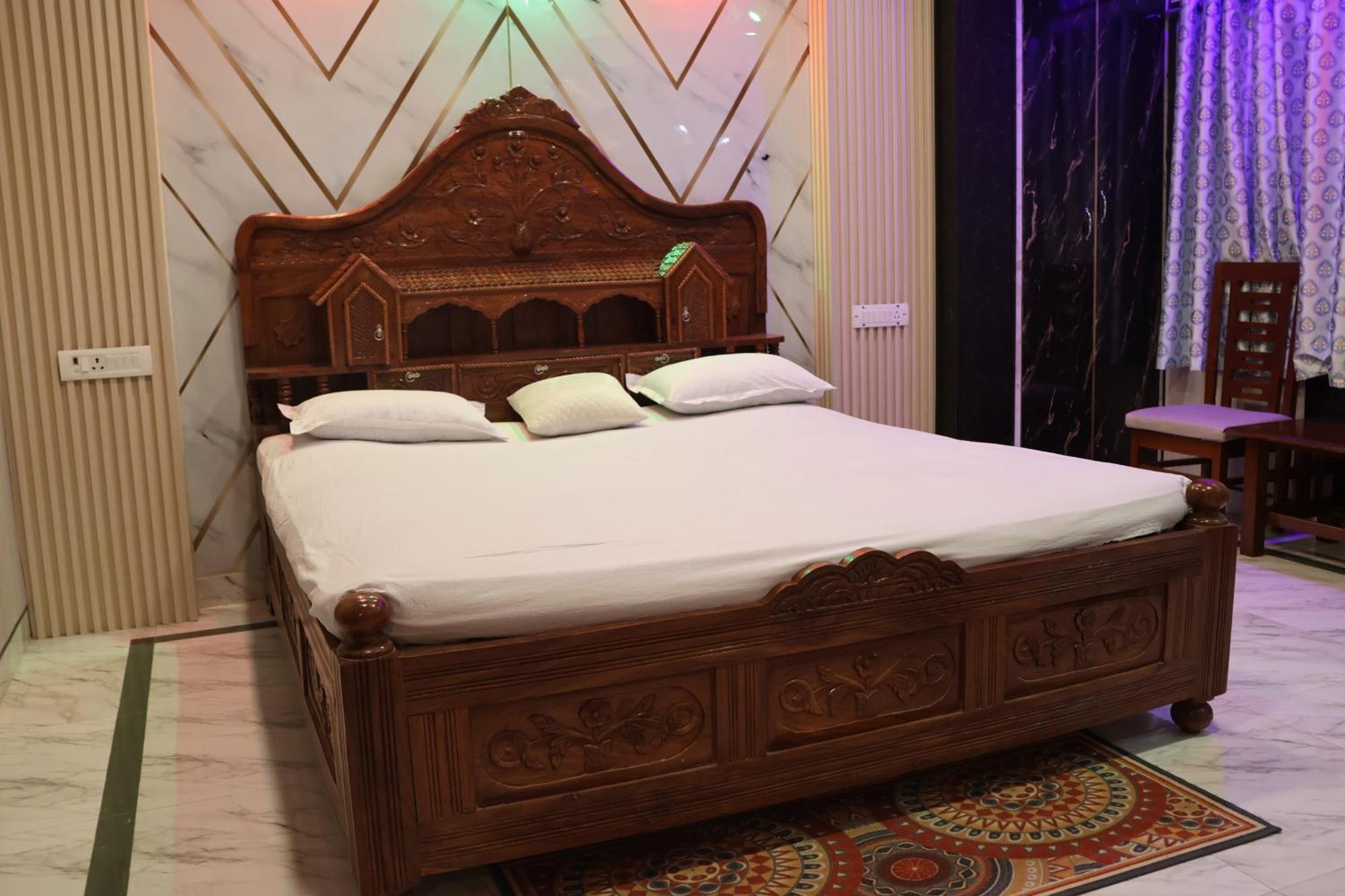 Hotel Maharaja Palace Bhagalpur Bagian luar foto